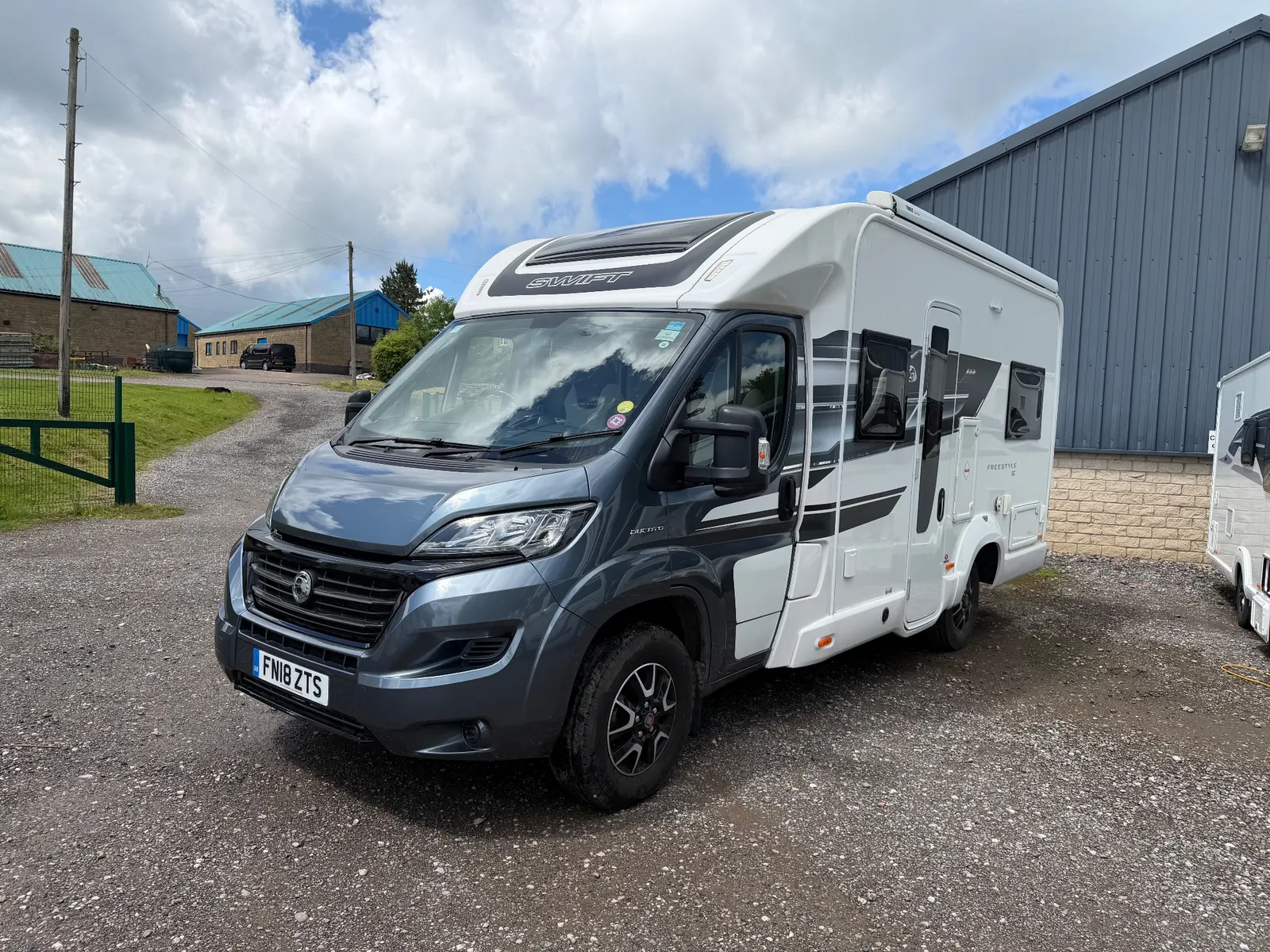 2018 Swift Freestyle SE 664