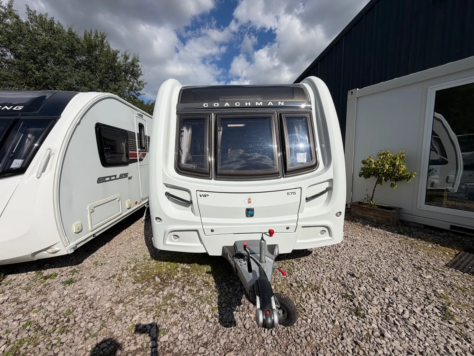 2016 Coachman VIP 575